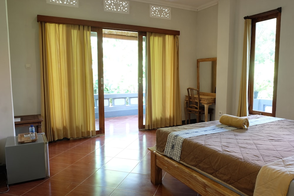 suastika bed and breakfast