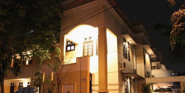 lagura residence