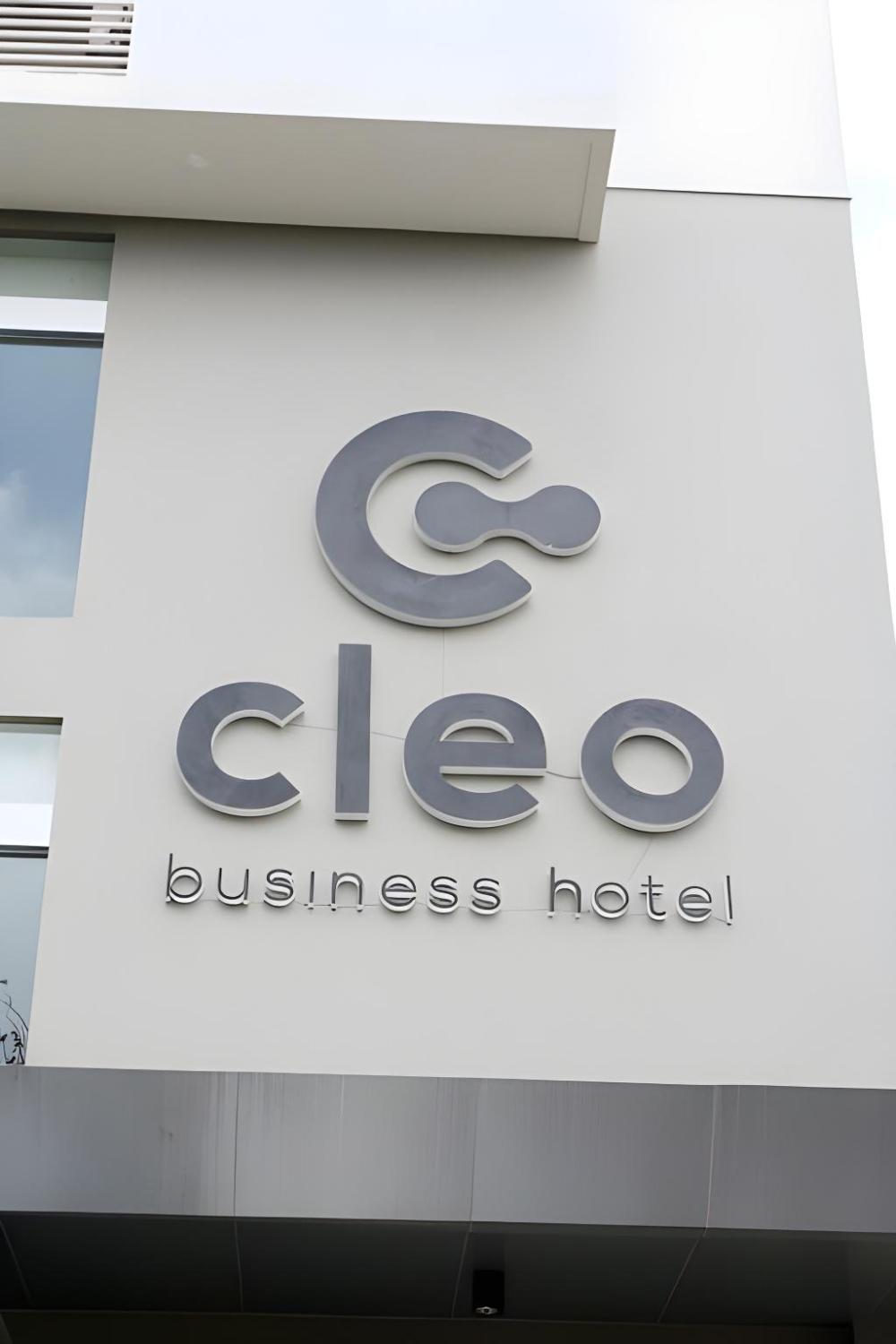 cleo hotel jemursari surabaya