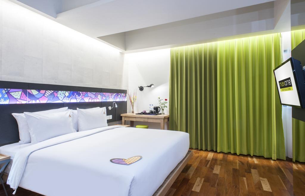maxonehotels at dharmahusada surabaya