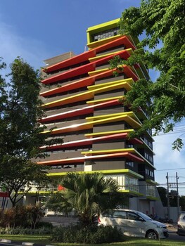 maxonehotels at dharmahusada surabaya
