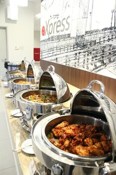 amaris hotel margorejo surabaya