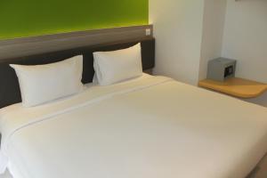 amaris hotel margorejo surabaya