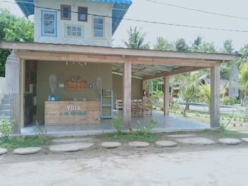 Villa Coco Republic,Near Gili Air Docks,3 star