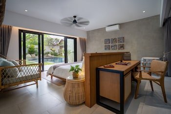 Pantai Indah Villas,Canggu>>Bali,4 star