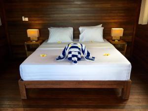 twin island villas adults only