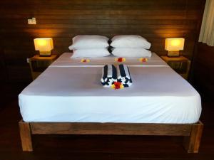 twin island villas adults only