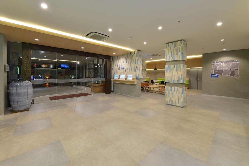 pop hotel timoho yogyakarta
