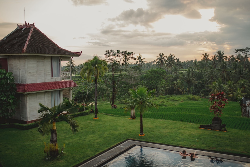 b saya villas ubud