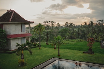 b saya villas ubud