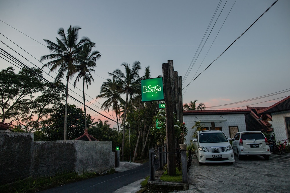 b saya villas ubud