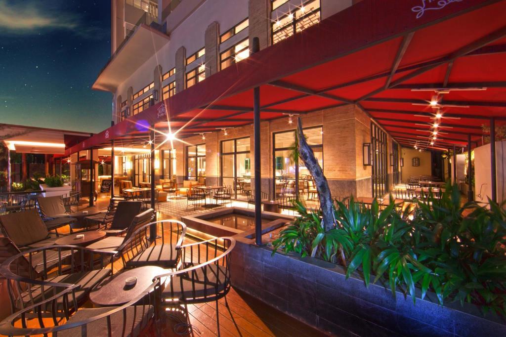 Hotel De Paviljoen,Bandung Wetan>>Bandung,4 star