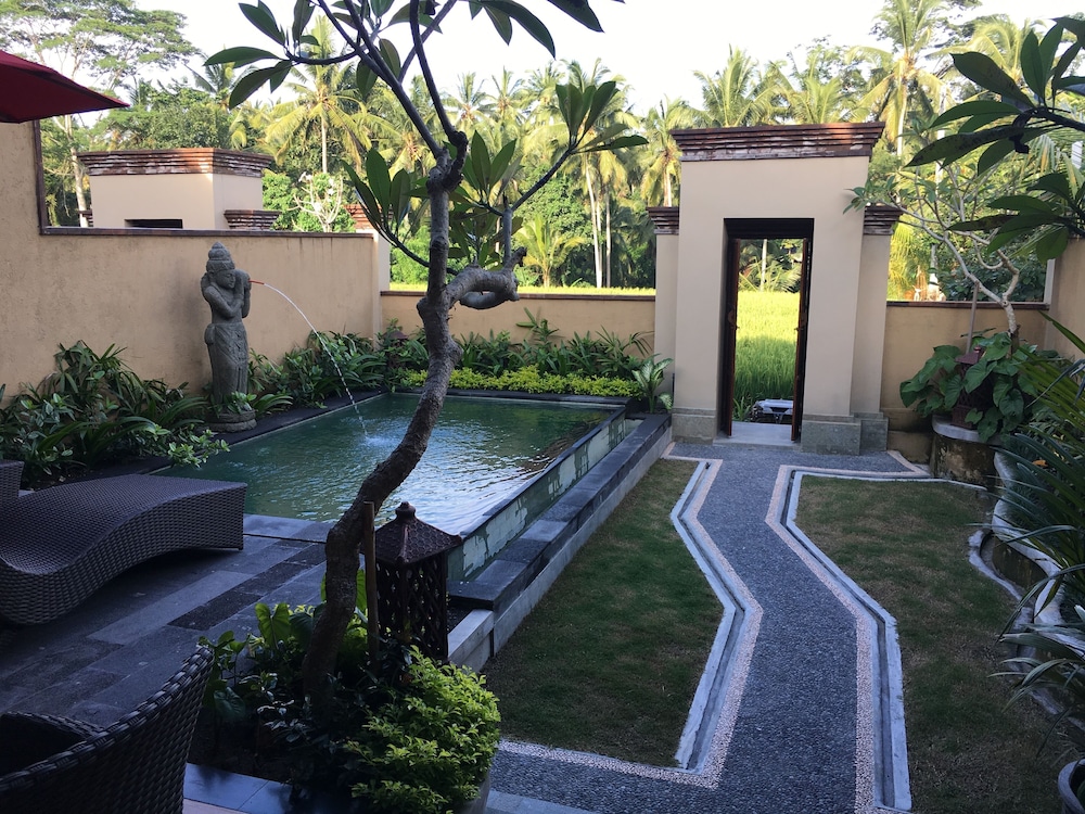 dupa ubud villa