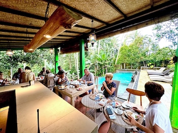 dupa ubud villa