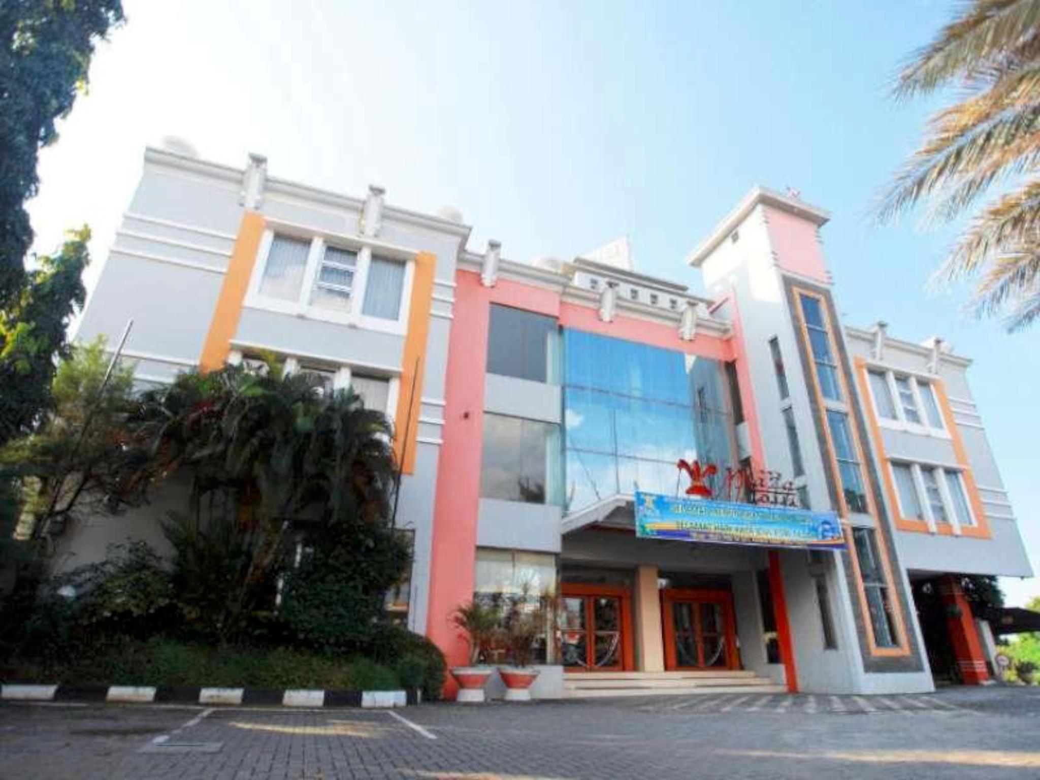 Horison Plaza Tegal,Tegal>>Central Java,3 star