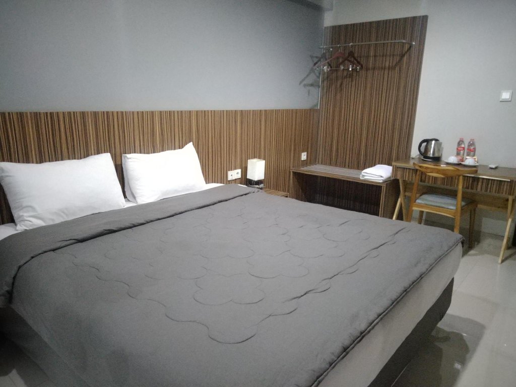 City Edge Guest House,In Jatiroke (Jatinangor),2 star