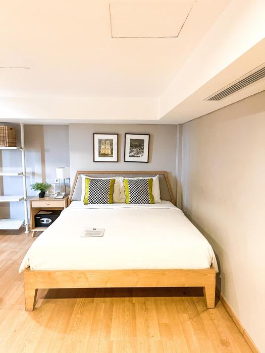 white tree residence