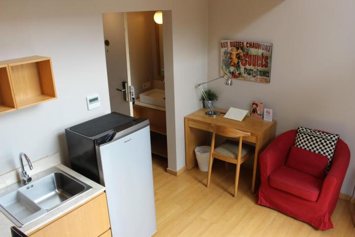 white tree residence