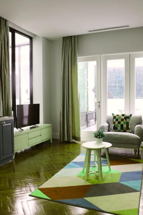 white tree residence