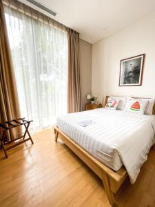 white tree residence