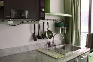 white tree residence