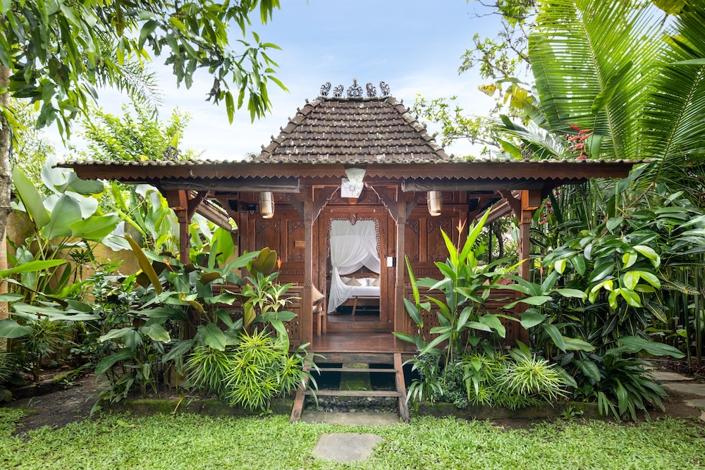 madani antique villas