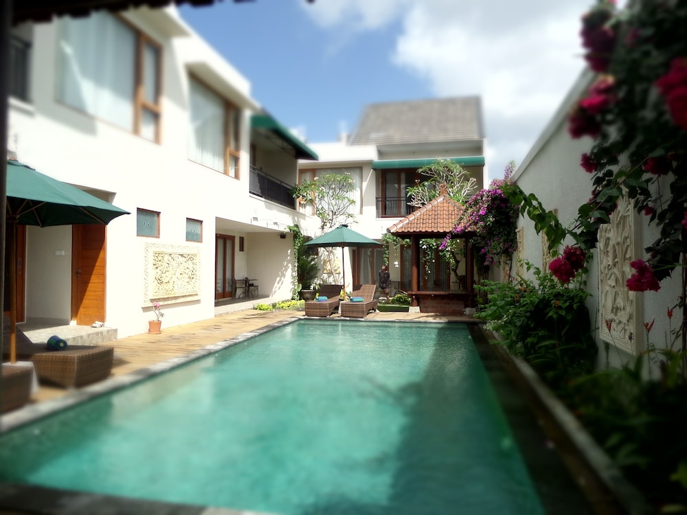 royal majesty villas