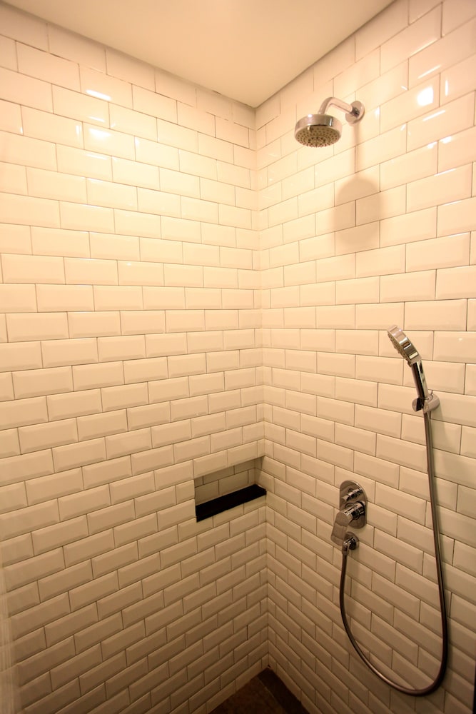 helios hotel and convention