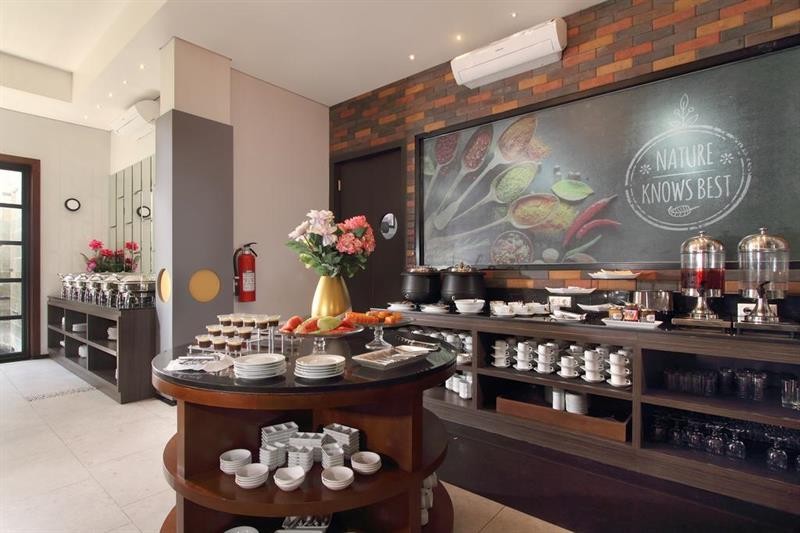 helios hotel and convention