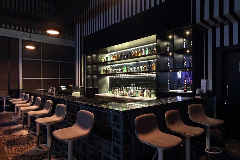 helios hotel and convention