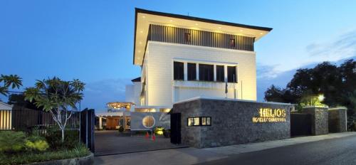 helios hotel and convention