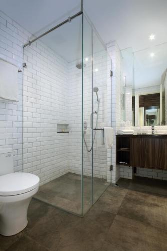 helios hotel and convention