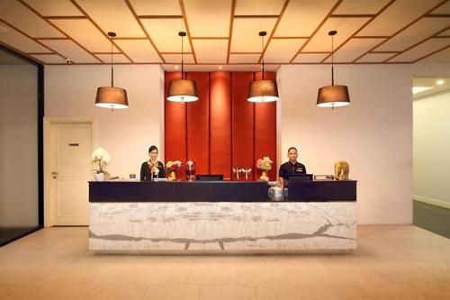 helios hotel and convention