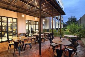 helios hotel and convention