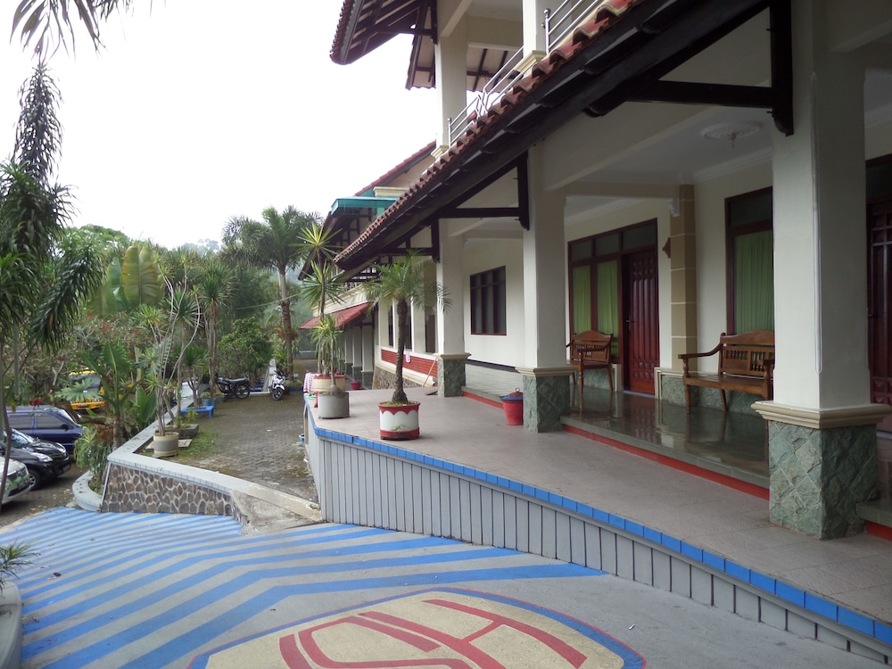 sukapura permai hotel