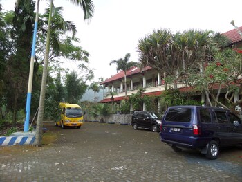 sukapura permai hotel