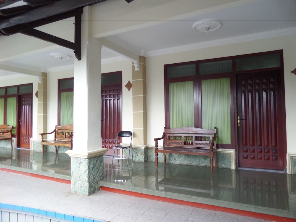 sukapura permai hotel