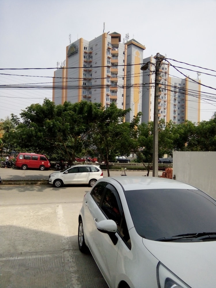 ethan hotel