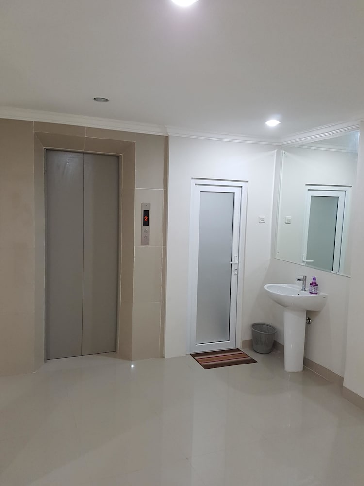 ethan hotel