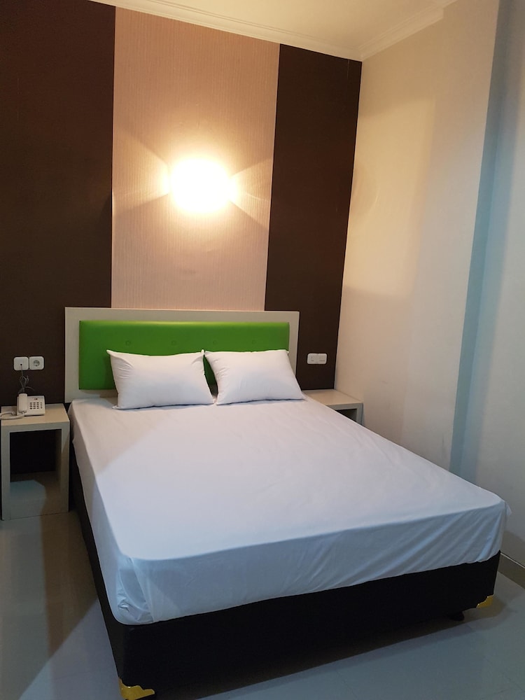 ethan hotel