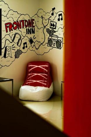 front one inn sidoarjo