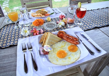 Asung Guesthouse,Canggu>>Bali,3 star