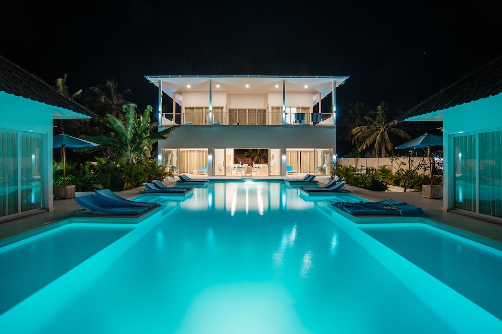 villa gili bali beach