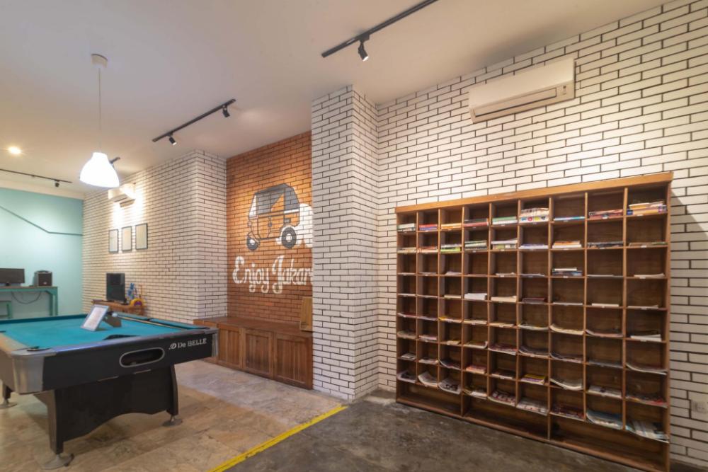 wonderloft hostel kota tua