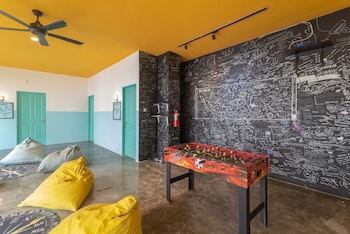 wonderloft hostel kota tua