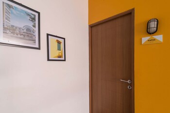 wonderloft hostel kota tua