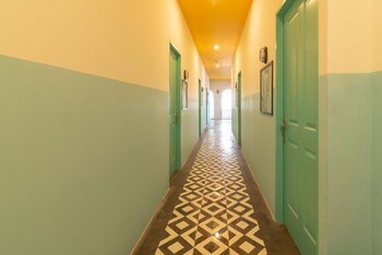 wonderloft hostel kota tua