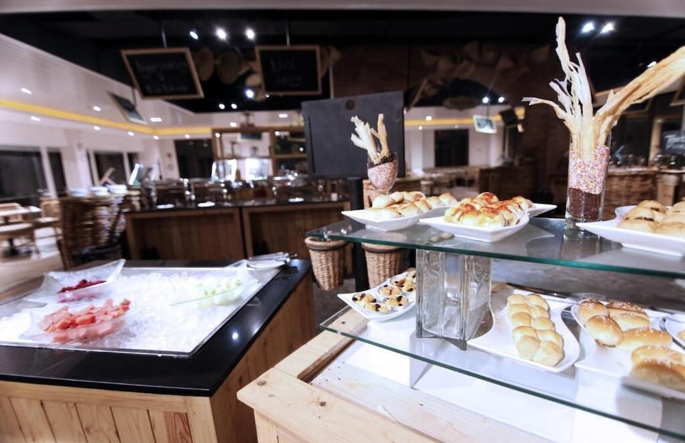 royal padjadjaran hotel