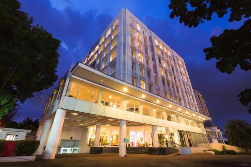 royal padjadjaran hotel