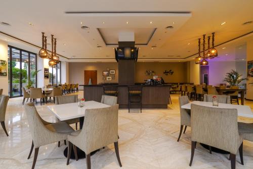 royal padjadjaran hotel